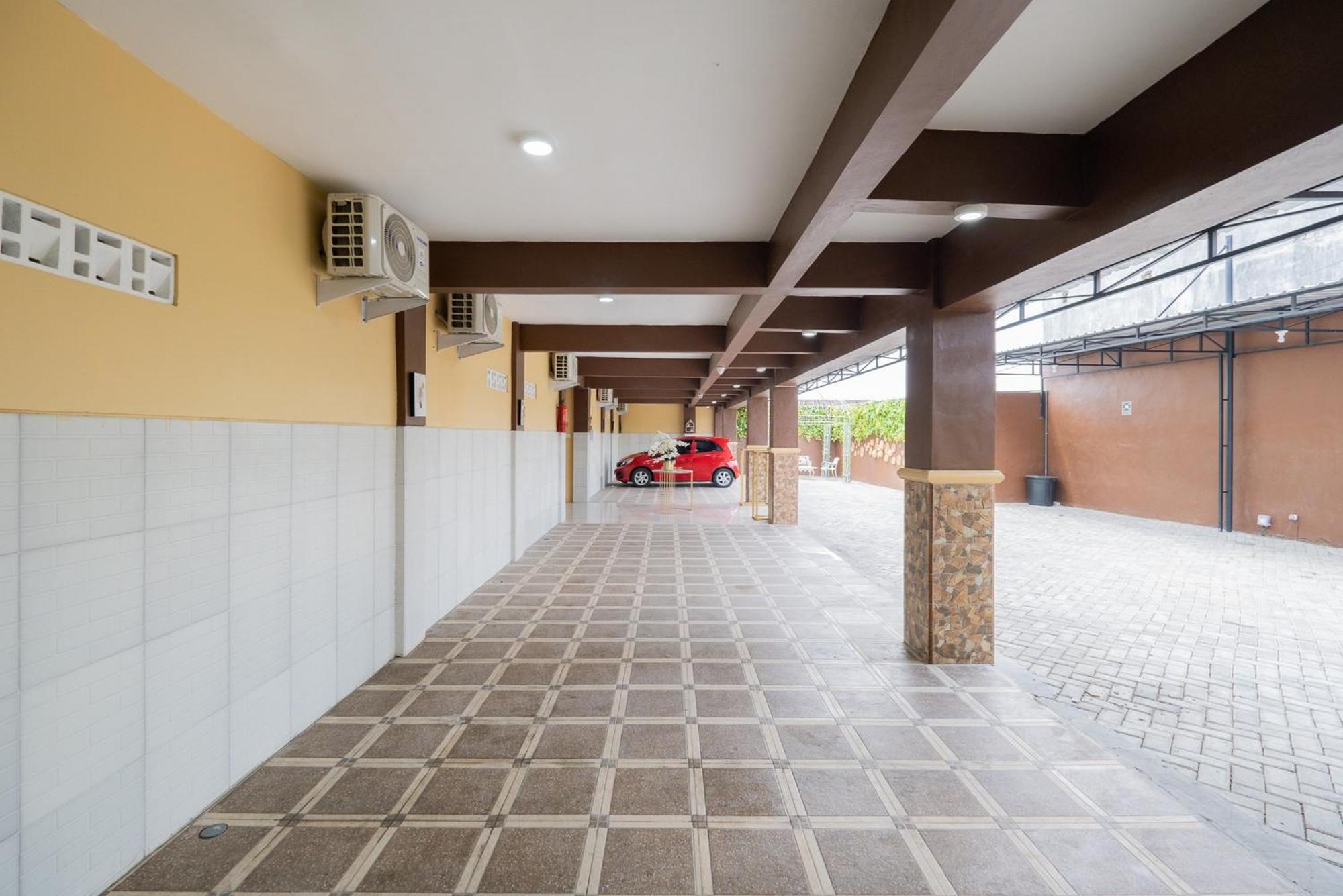 Reddoorz Syariah Near Rsud Dr Iskak Tulungagung Hotel Kedungwaru Exterior photo